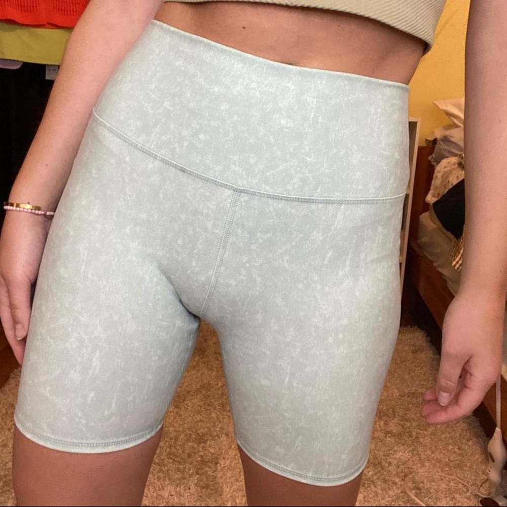 Sage biker short
